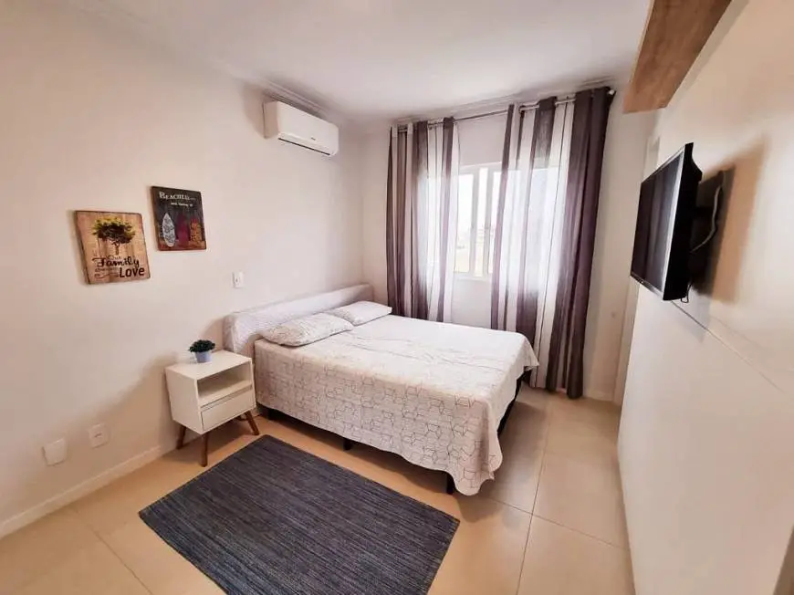 Foto 5 de Apartamento com 3 Quartos à venda, 75m² em Itacolomi, Balneário Piçarras