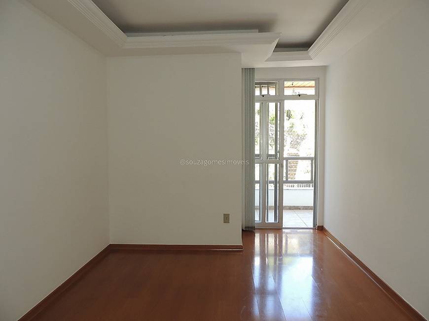 Foto 2 de Apartamento com 3 Quartos para alugar, 94m² em Jardim Glória, Juiz de Fora
