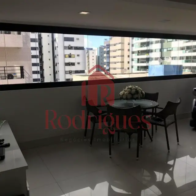 Foto 2 de Apartamento com 3 Quartos à venda, 153m² em Jatiúca, Maceió