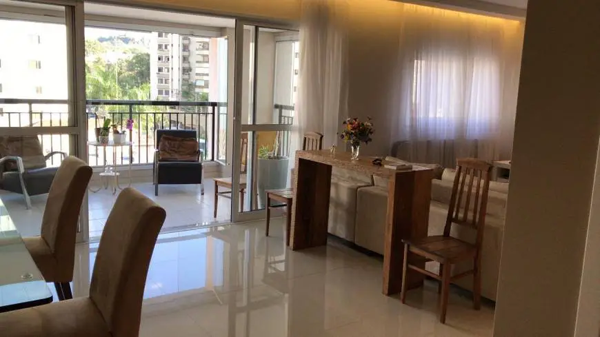 Foto 2 de Apartamento com 3 Quartos à venda, 140m² em Lapa, São Paulo