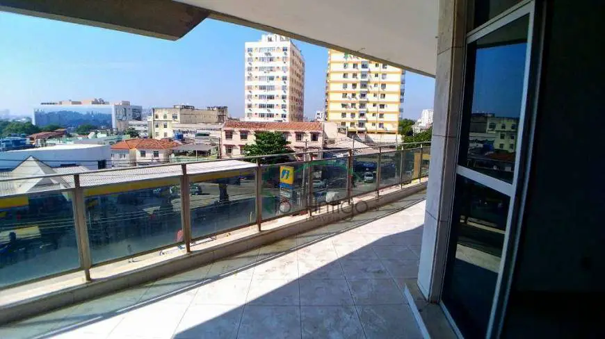 Foto 1 de Apartamento com 3 Quartos à venda, 138m² em Olaria, Rio de Janeiro