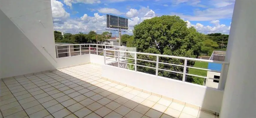 Foto 1 de Apartamento com 3 Quartos para alugar, 128m² em Olinda, Uberaba