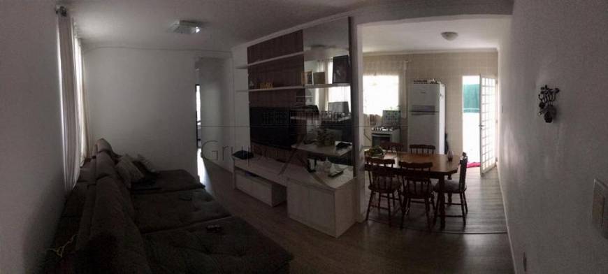 Foto 2 de Apartamento com 3 Quartos à venda, 75m² em Parque Industrial, São José dos Campos