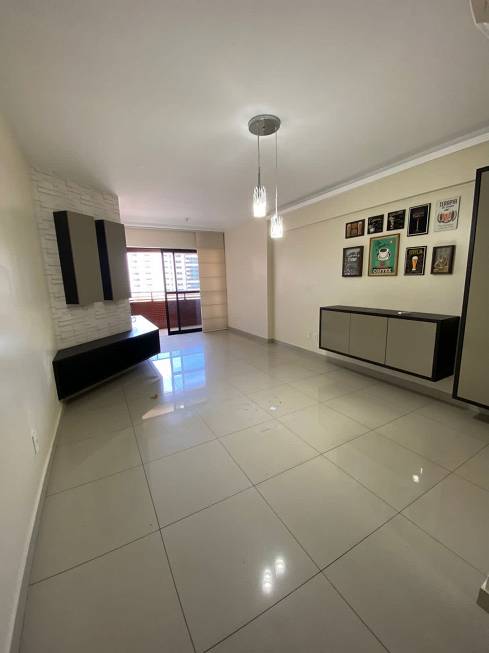 Foto 1 de Apartamento com 3 Quartos à venda, 84m² em Ponta Verde, Maceió