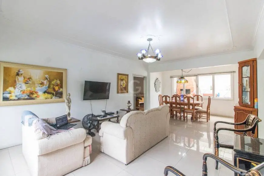 Foto 1 de Apartamento com 3 Quartos à venda, 141m² em Santa Maria Goretti, Porto Alegre