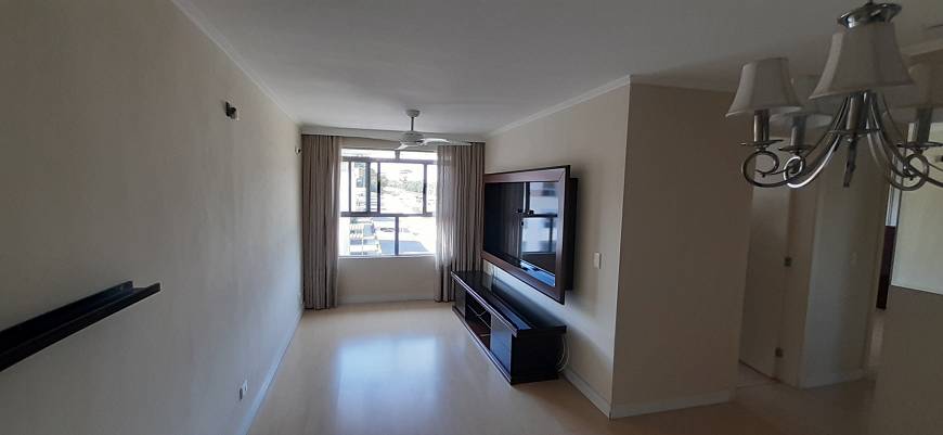 Foto 3 de Apartamento com 3 Quartos para alugar, 58m² em Santa Quitéria, Curitiba