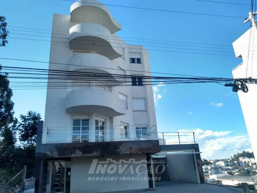 Foto 1 de Apartamento com 3 Quartos para alugar, 115m² em Sanvitto, Caxias do Sul