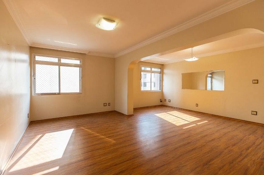 Foto 1 de Apartamento com 3 Quartos à venda, 108m² em Sé, São Paulo