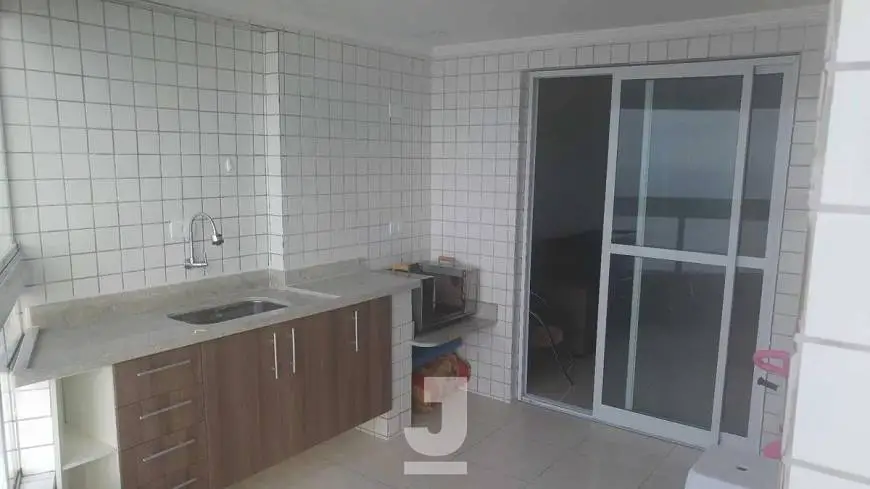 Foto 3 de Apartamento com 3 Quartos à venda, 105m² em Solemar, Praia Grande