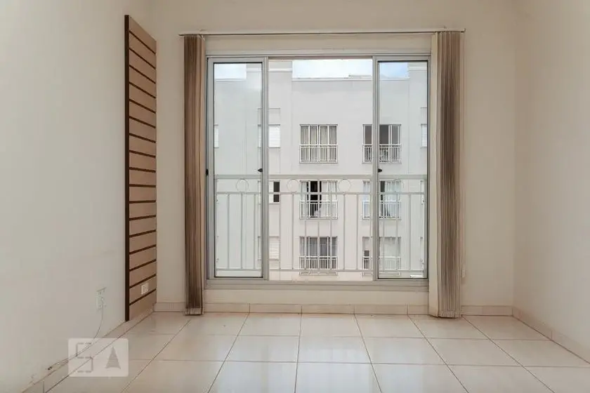 Foto 3 de Apartamento com 3 Quartos para alugar, 79m² em Tubalina, Uberlândia