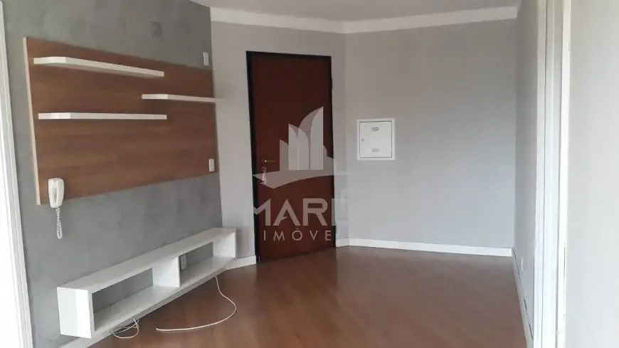 Foto 2 de Apartamento com 3 Quartos para alugar, 70m² em Vila Nova, Porto Alegre