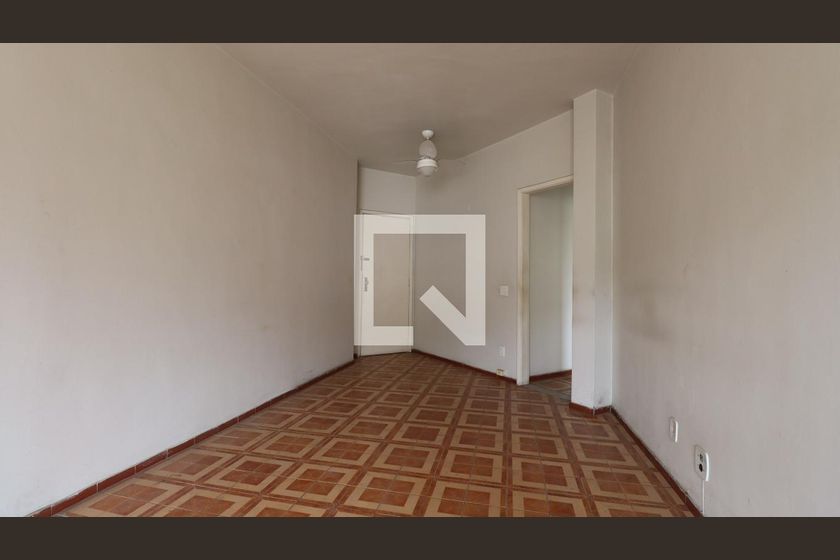 Foto 1 de Apartamento com 3 Quartos para alugar, 113m² em  Vila Valqueire, Rio de Janeiro