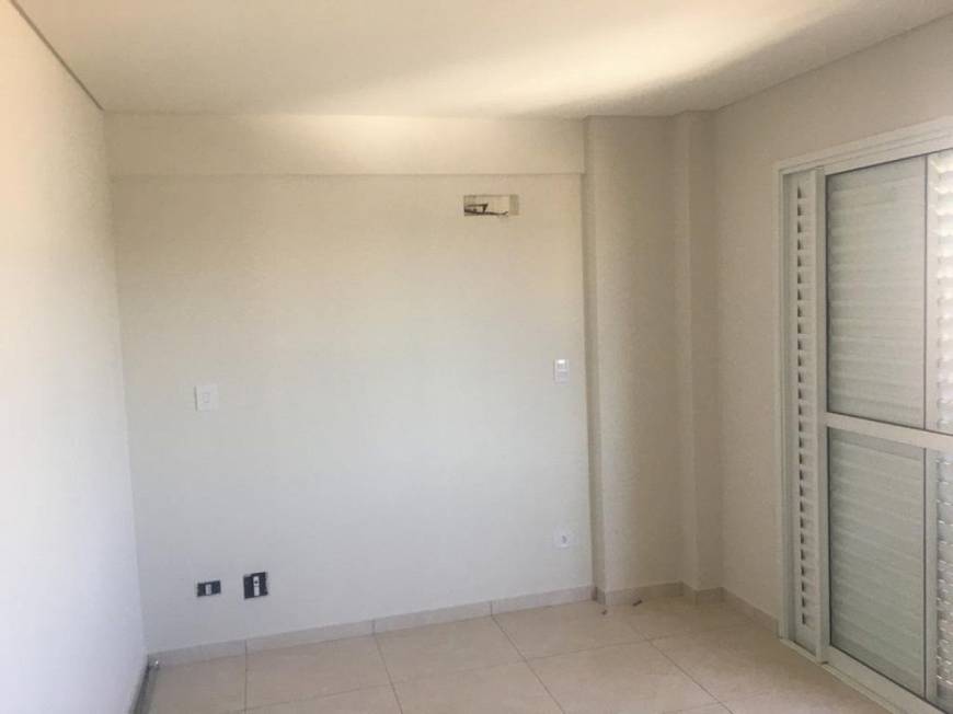 Foto 3 de Apartamento com 3 Quartos à venda, 86m² em Zona 01, Maringá