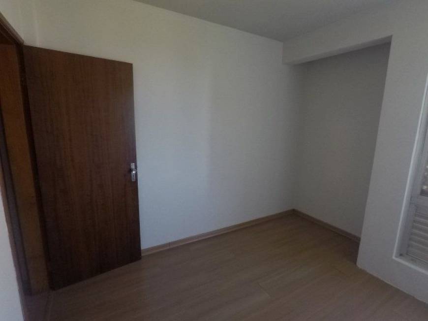 Foto 4 de Apartamento com 3 Quartos à venda, 106m² em Zona 07, Maringá