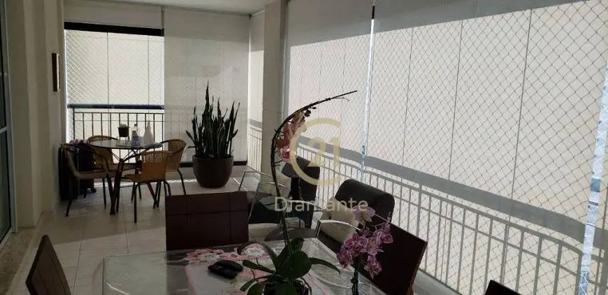 Foto 1 de Apartamento com 4 Quartos à venda, 192m² em Aclimação, São Paulo