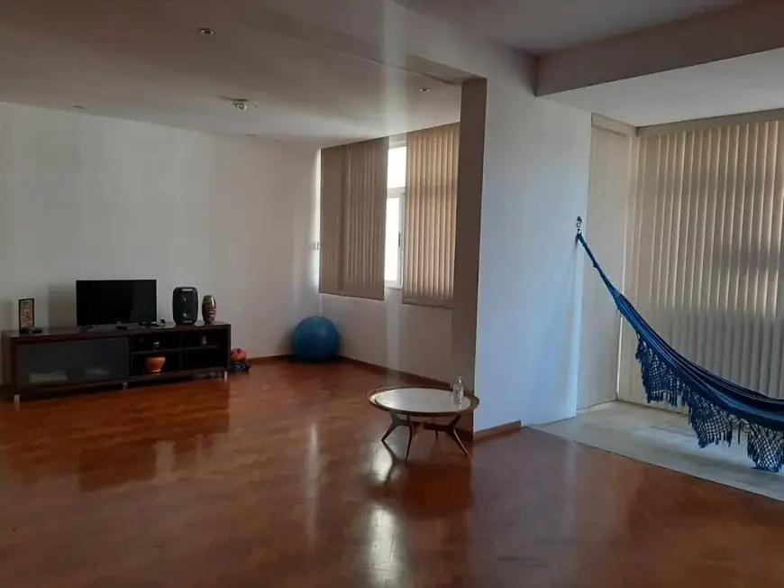 Foto 1 de Apartamento com 4 Quartos à venda, 230m² em Barra, Salvador