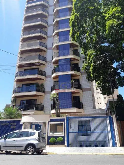 Foto 1 de Apartamento com 4 Quartos para alugar, 240m² em Cambuí, Campinas