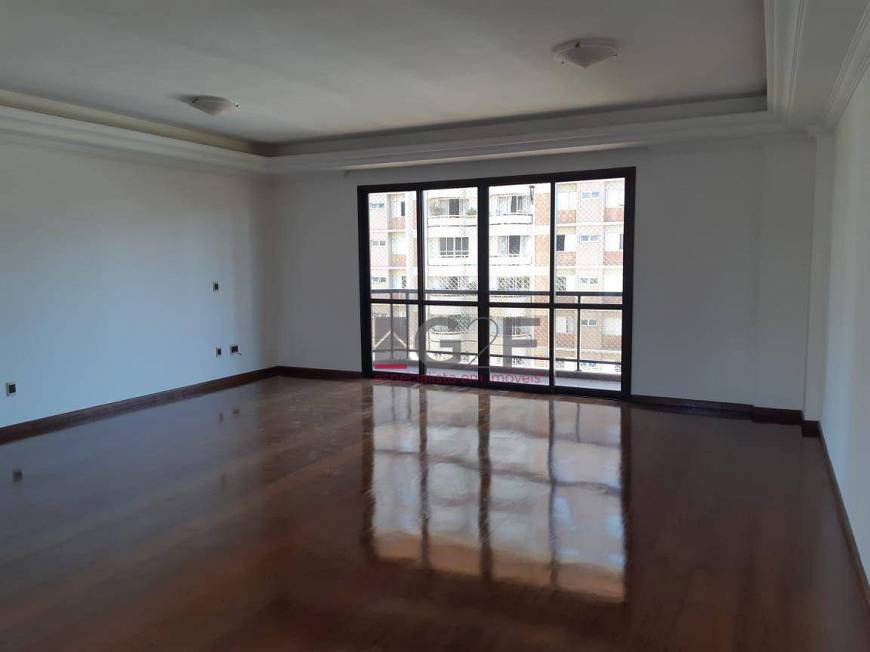 Foto 5 de Apartamento com 4 Quartos para alugar, 240m² em Cambuí, Campinas