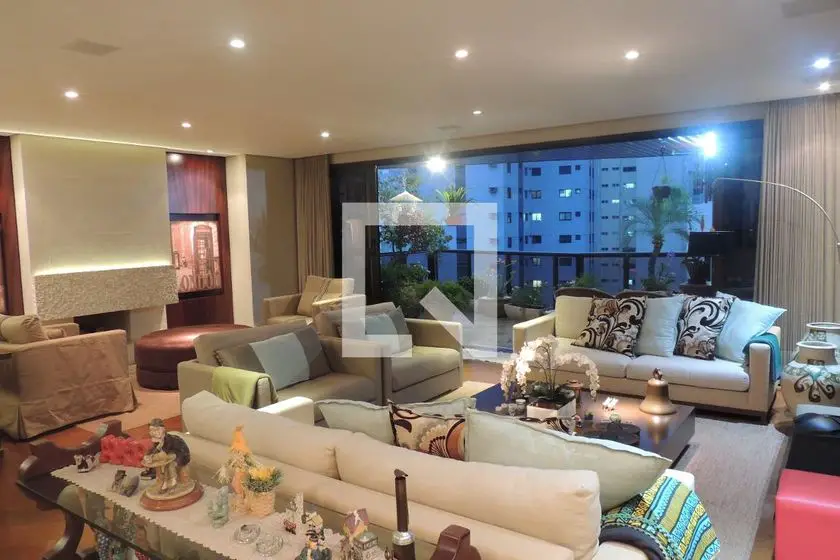 Foto 3 de Apartamento com 4 Quartos à venda, 240m² em Cambuí, Campinas