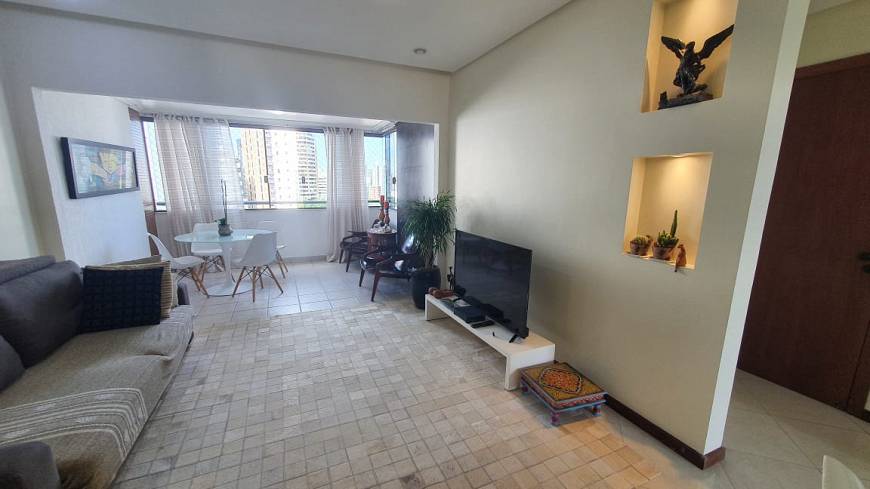 Foto 1 de Apartamento com 4 Quartos à venda, 145m² em Caminho Das Árvores, Salvador