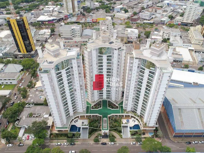 Foto 1 de Apartamento com 4 Quartos à venda, 331m² em Centro, Cascavel