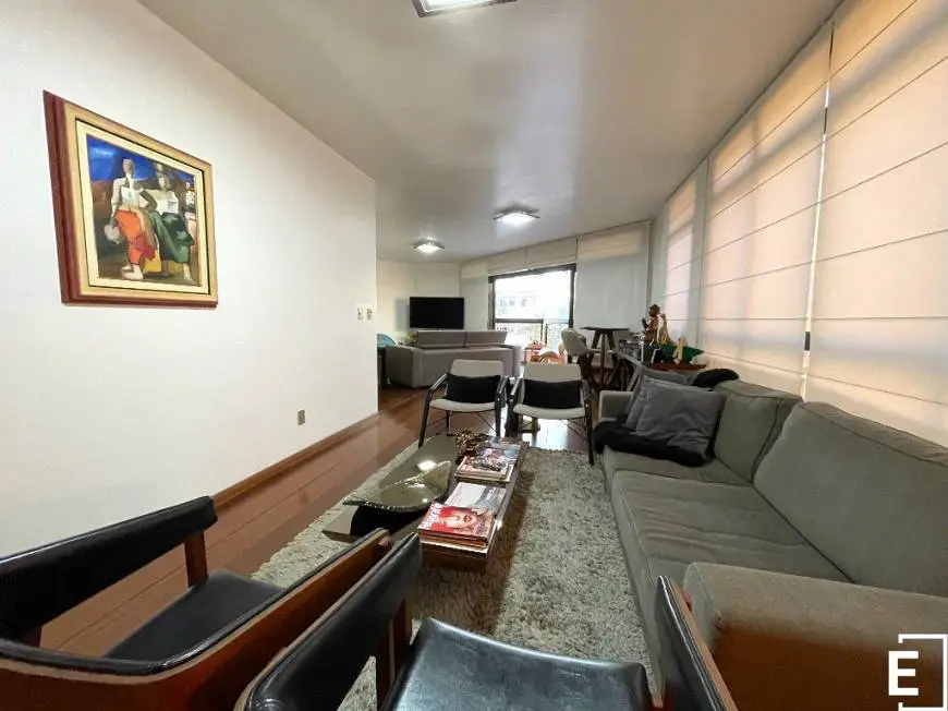 Foto 3 de Apartamento com 4 Quartos à venda, 237m² em Centro, Florianópolis