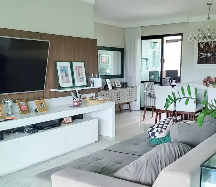 Foto 2 de Apartamento com 4 Quartos à venda, 236m² em Horto Florestal, Salvador