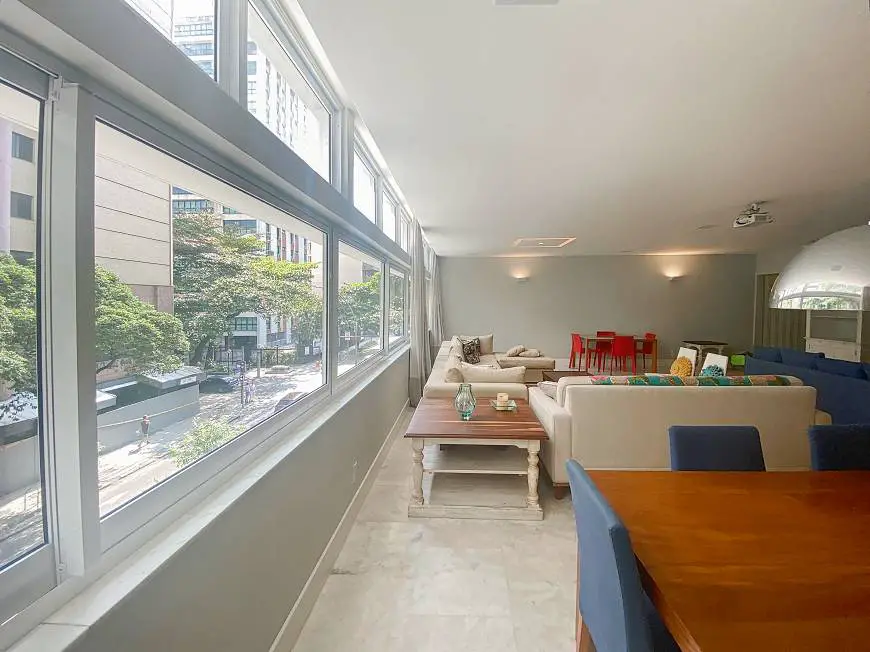 Foto 3 de Apartamento com 4 Quartos para alugar, 260m² em Ipanema, Rio de Janeiro