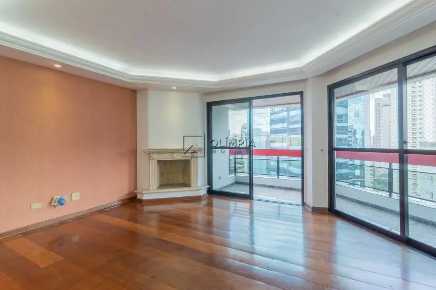 Foto 1 de Apartamento com 4 Quartos para alugar, 150m² em Itaim Bibi, São Paulo