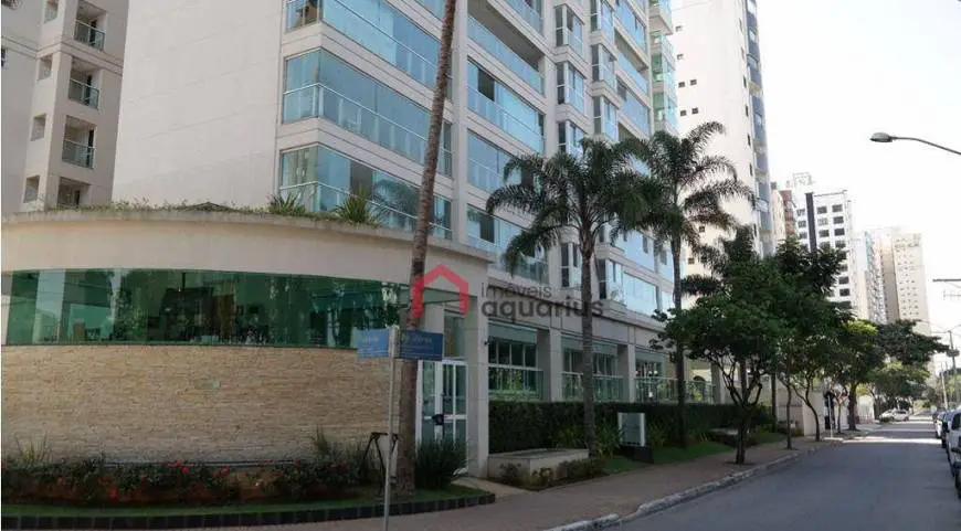 Foto 1 de Apartamento com 4 Quartos para venda ou aluguel, 184m² em Jardim Aquarius, São José dos Campos