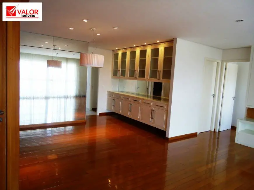 Foto 1 de Apartamento com 4 Quartos para alugar, 161m² em Jardim Guedala, São Paulo