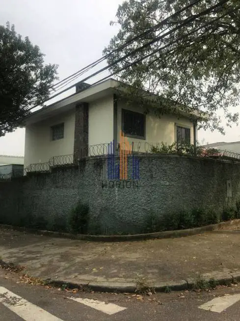Foto 1 de Apartamento com 4 Quartos para venda ou aluguel, 220m² em Paraiso, Santo André