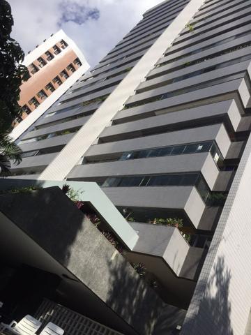 Foto 1 de Apartamento com 4 Quartos à venda, 178m² em Parnamirim, Recife