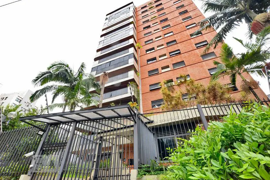 Foto 2 de Apartamento com 4 Quartos para alugar, 213m² em Perdizes, São Paulo