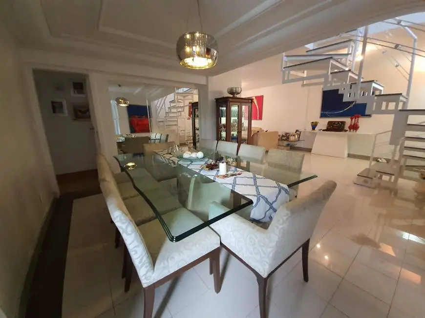 Foto 2 de Apartamento com 4 Quartos à venda, 360m² em Praia da Costa, Vila Velha