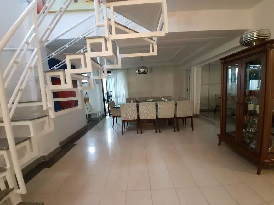 Foto 4 de Apartamento com 4 Quartos à venda, 360m² em Praia da Costa, Vila Velha