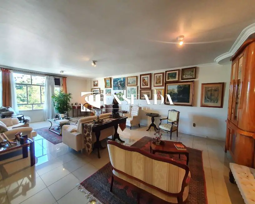 Foto 4 de Apartamento com 4 Quartos à venda, 220m² em Santa Lúcia, Vitória
