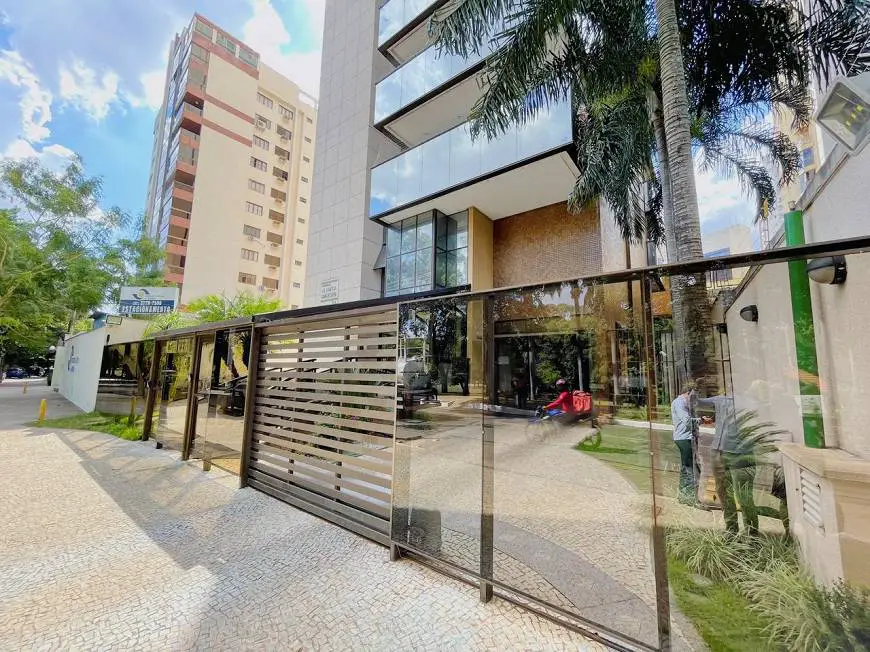 Foto 2 de Apartamento com 4 Quartos para alugar, 214m² em Setor Oeste, Goiânia