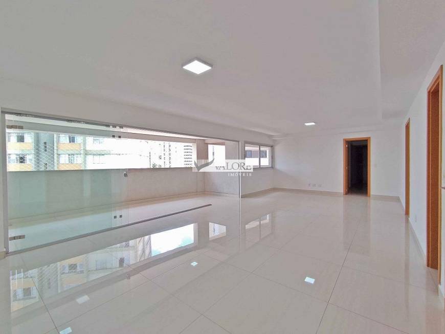 Foto 1 de Apartamento com 4 Quartos para alugar, 157m² em Sion, Belo Horizonte