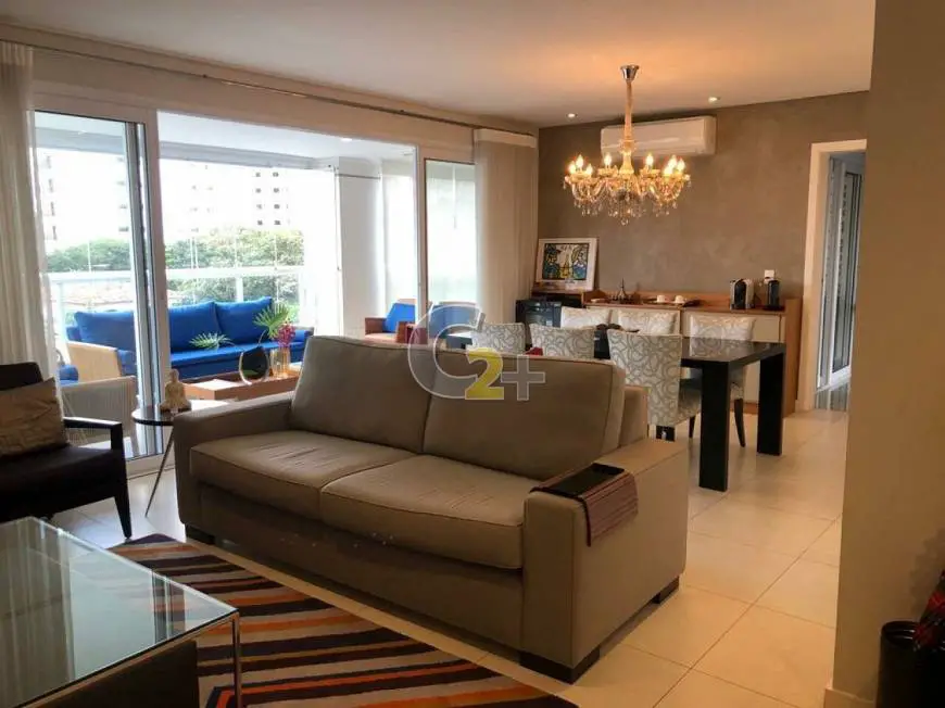 Foto 1 de Apartamento com 4 Quartos à venda, 186m² em Vila Hamburguesa, São Paulo
