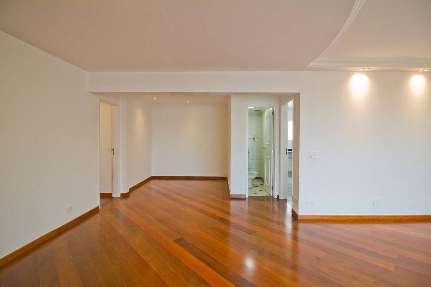 Foto 4 de Apartamento com 4 Quartos à venda, 140m² em Vila Monte Alegre, São Paulo