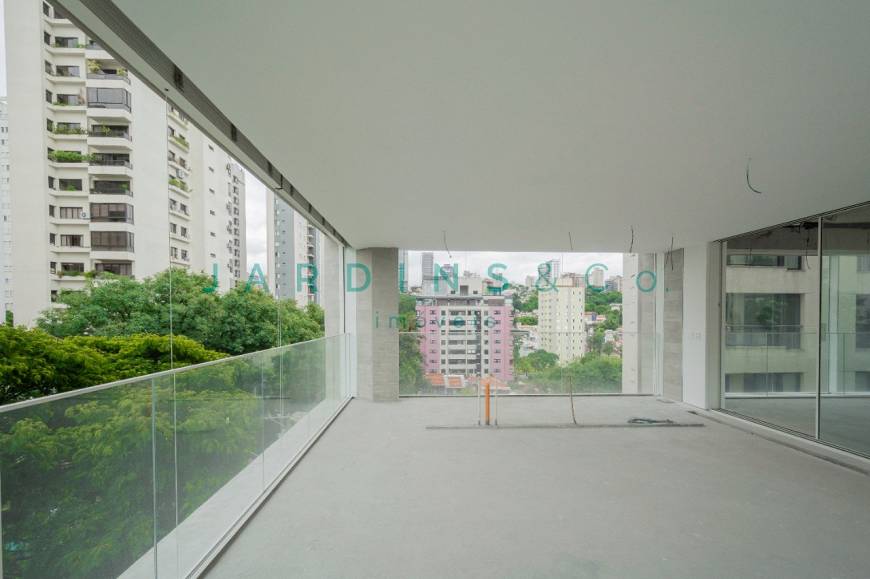 Foto 1 de Apartamento com 5 Quartos à venda, 469m² em Vila Madalena, São Paulo