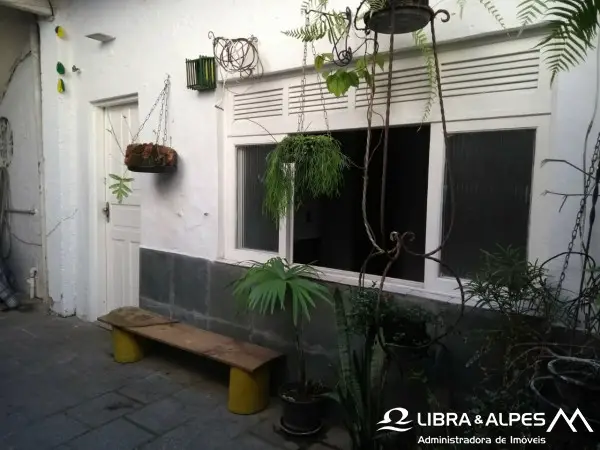 Foto 1 de Casa com 1 Quarto para alugar, 40m² em Barra do Imbuí, Teresópolis