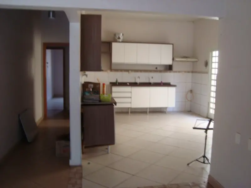Foto 3 de Casa com 1 Quarto à venda, 222m² em Boa Esperança, Cuiabá