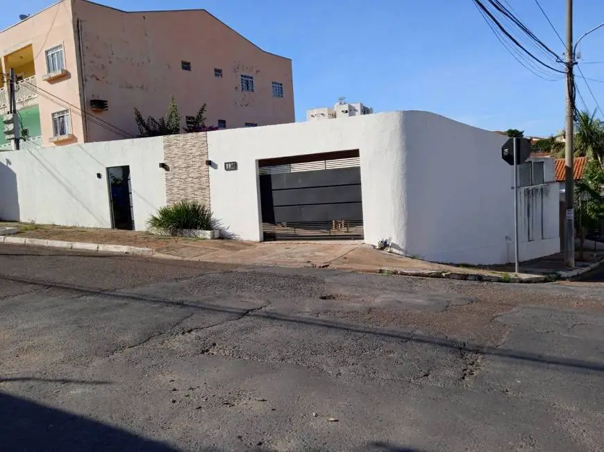 Foto 2 de Casa com 1 Quarto à venda, 106m² em Poção, Cuiabá