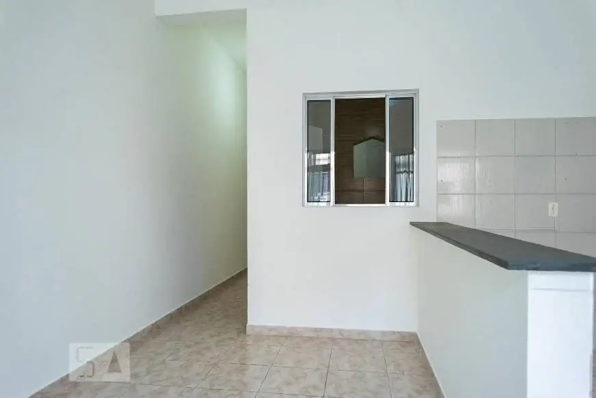 Foto 1 de Casa com 1 Quarto para alugar, 55m² em Vila Carrão, São Paulo