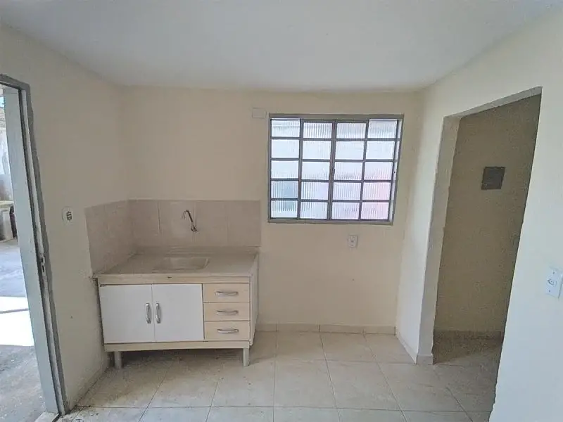 Foto 3 de Casa com 1 Quarto para alugar, 35m² em Vila Yolanda, Osasco