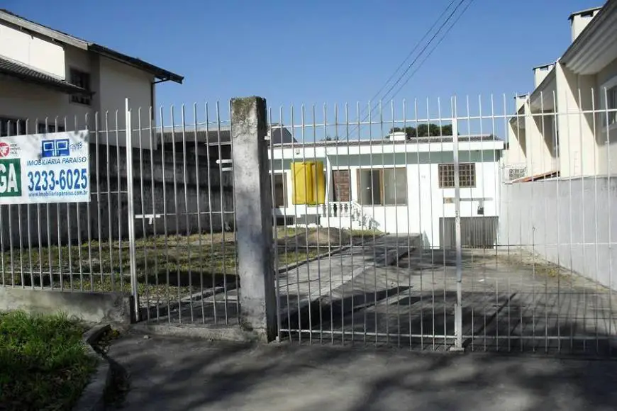Foto 1 de Casa com 2 Quartos para alugar, 144m² em Atuba, Curitiba