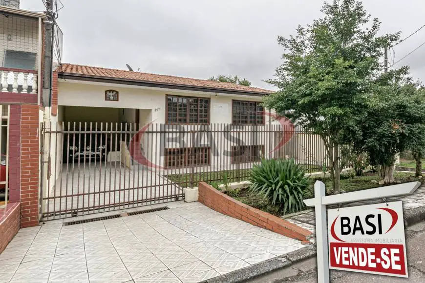Foto 1 de Casa com 2 Quartos à venda, 180m² em Barreirinha, Curitiba