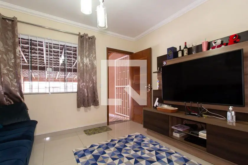 Foto 3 de Casa com 2 Quartos para alugar, 79m² em Campo de Santana, Curitiba
